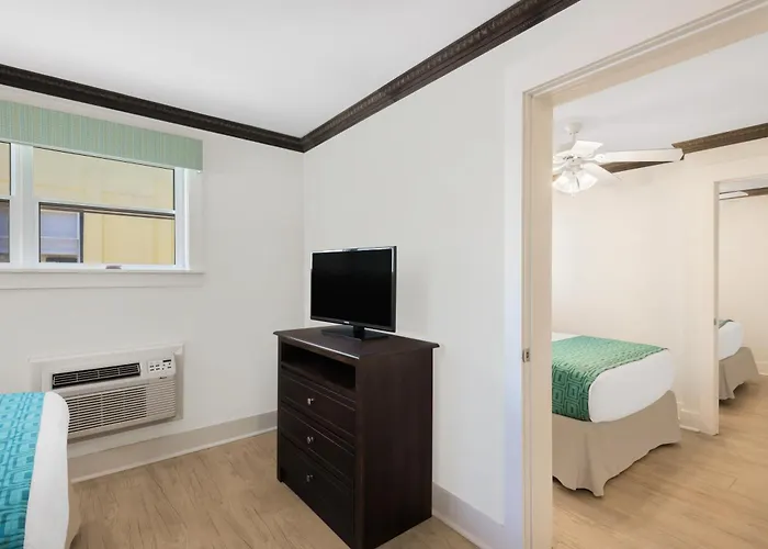 Hotel Days By Wyndham Ocean Oceanfront Ocean City