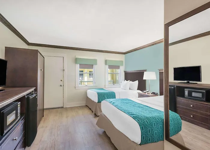 Hotel Days By Wyndham Ocean Oceanfront Ocean City