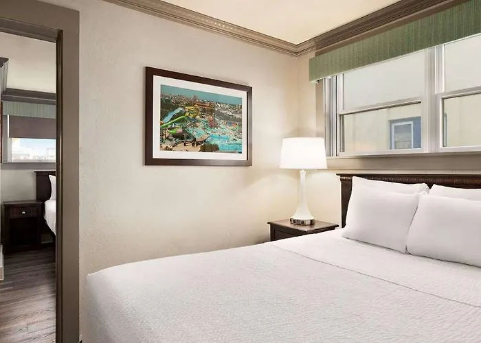 Days By Wyndham Ocean Oceanfront Hotel