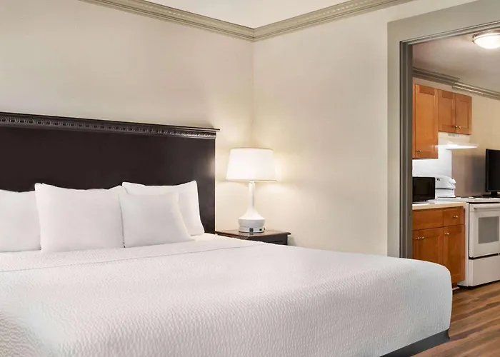 Hotel Days By Wyndham Ocean Oceanfront Ocean City