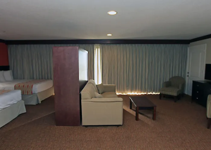Hotel Days By Wyndham Ocean Oceanfront