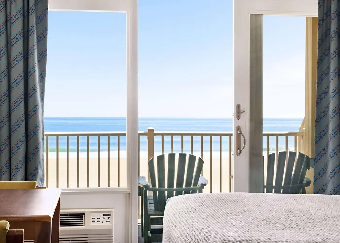 Hotel Days By Wyndham Ocean Oceanfront